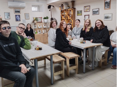 Томский аграрный колледж в гостях у Пчелотеки